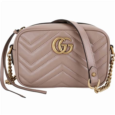 gucci marmont 相機 包 尺寸|網美必買Gucci相機包GG marmont mini，材質、尺寸、價格總整 .